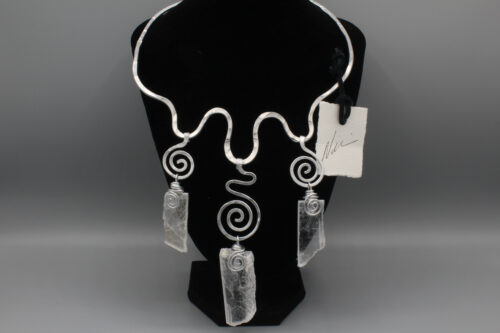 Clear Essence Neck Cuff