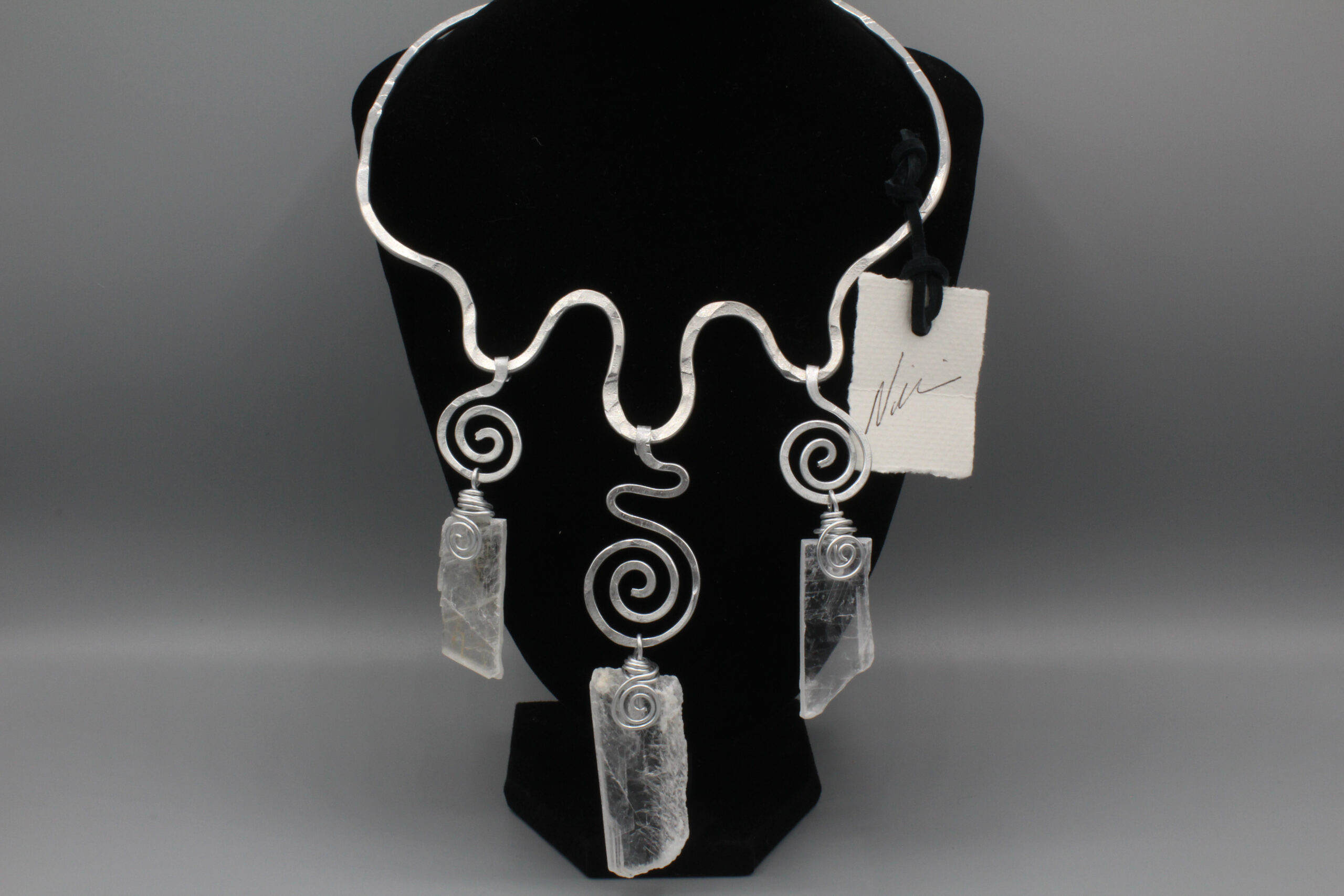 Clear Essence Neck Cuff